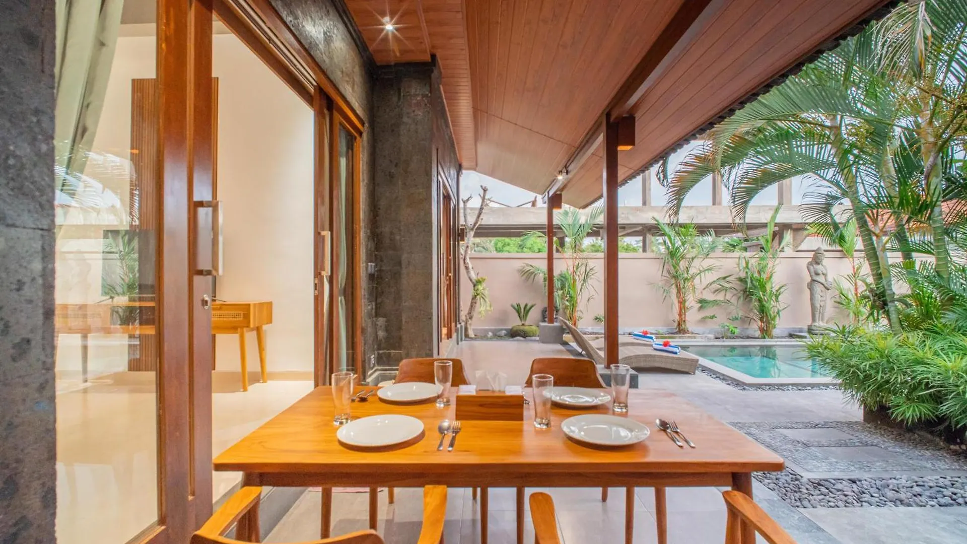 Delvana Villa Ubud Indonesia